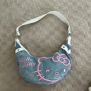 Bershka Hello Kitty Mania Shoulder Bag